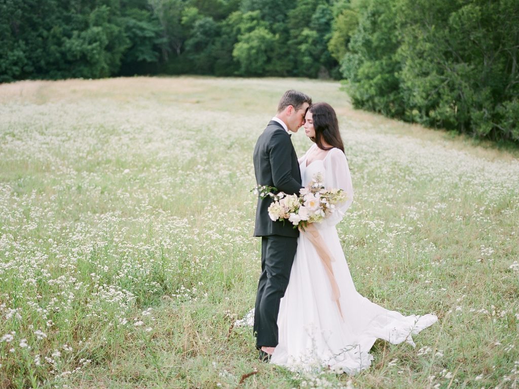 Rustic Wedding Inspiration at Bloomsbury Farm | Nashville TN Wedding ...